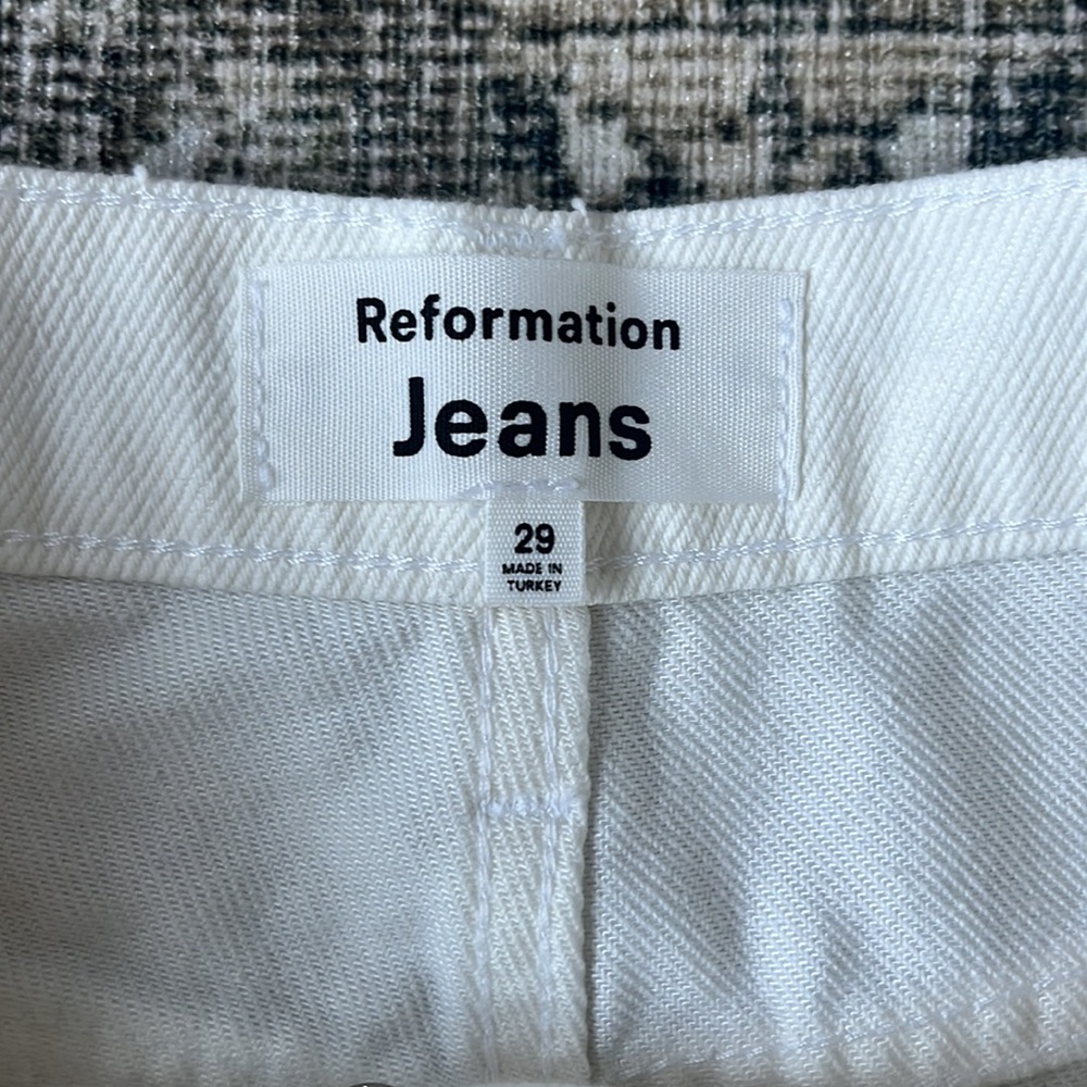 Reformation Pleated Reworked High Rise Wide Leg Jeans - Picture 5 of 7